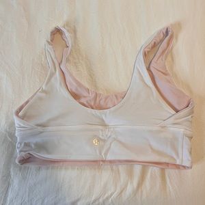 Strawberry milkshake/white lululemon align bra! Size 10